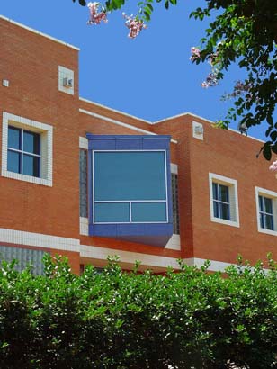 Saldana Architects