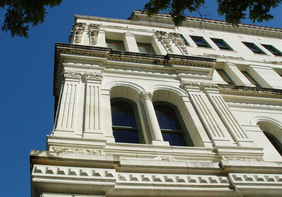 Saldana Architects