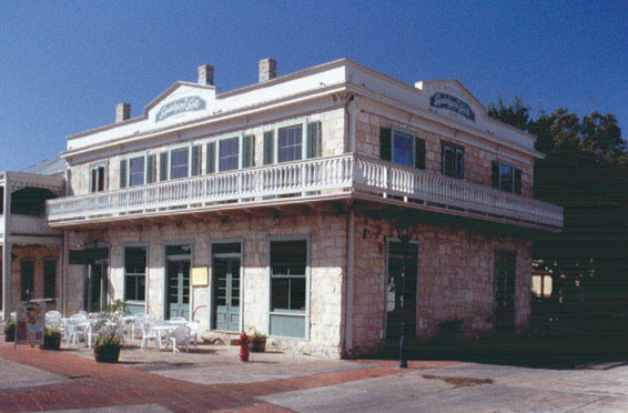 Saldana Architects